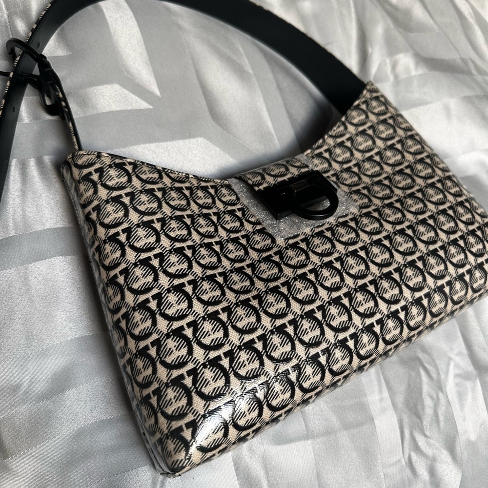 Salvatore Ferragamo Ladies Shoulder Bag